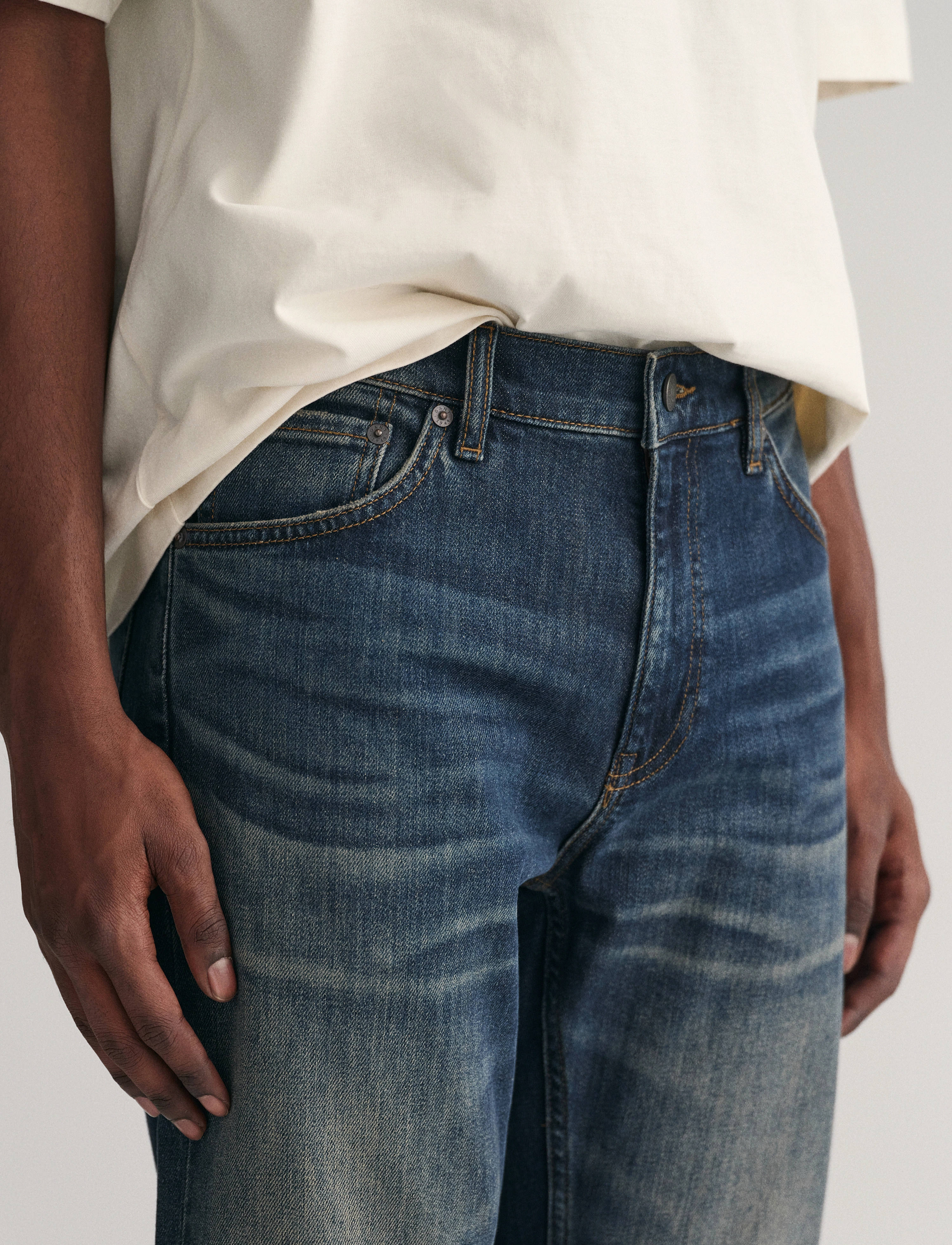 GANT - REGULAR GANT ARCHIVE WASH JEANS - mid blue archive - 3