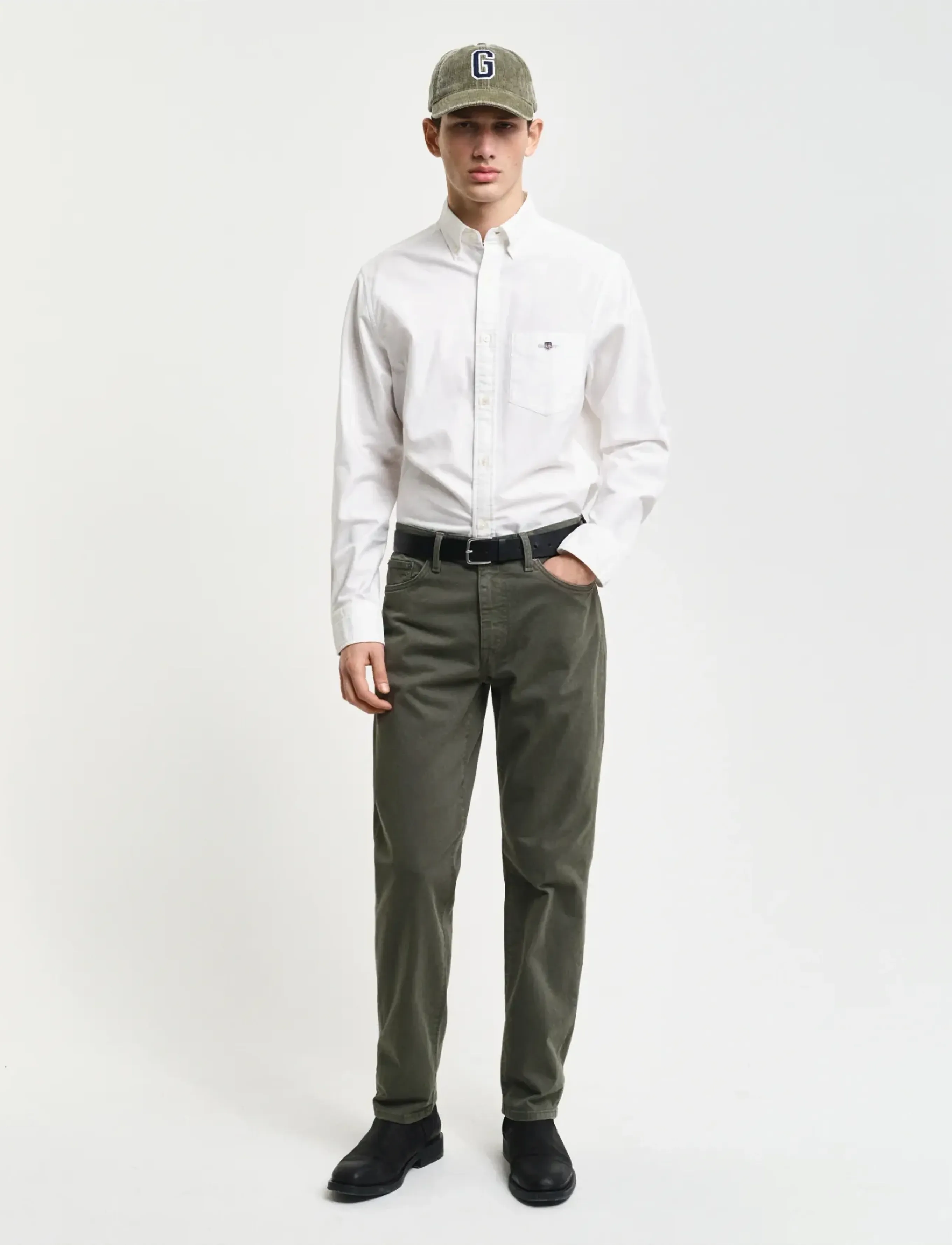 Gant REGULAR DESERT JEANS - Jeans - DARK EARTHY GREEN / green