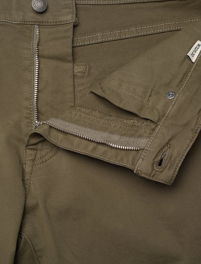 GANT - REGULAR DESERT JEANS - regular jeans - juniper green - 3