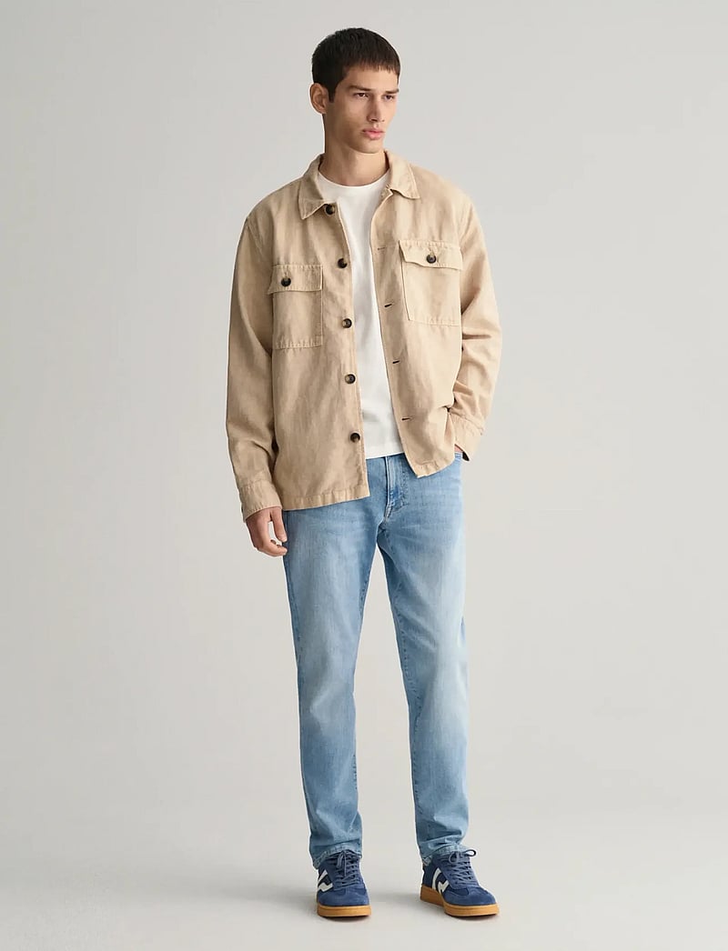 GANT - EXTRA SLIM ACTIVE RECOVER JEANS - kitsad teksad - semi light blue worn in - 5