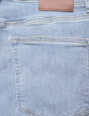 GANT - EXTRA SLIM ACTIVE RECOVER JEANS - slim jeans - semi light blue worn in - 4