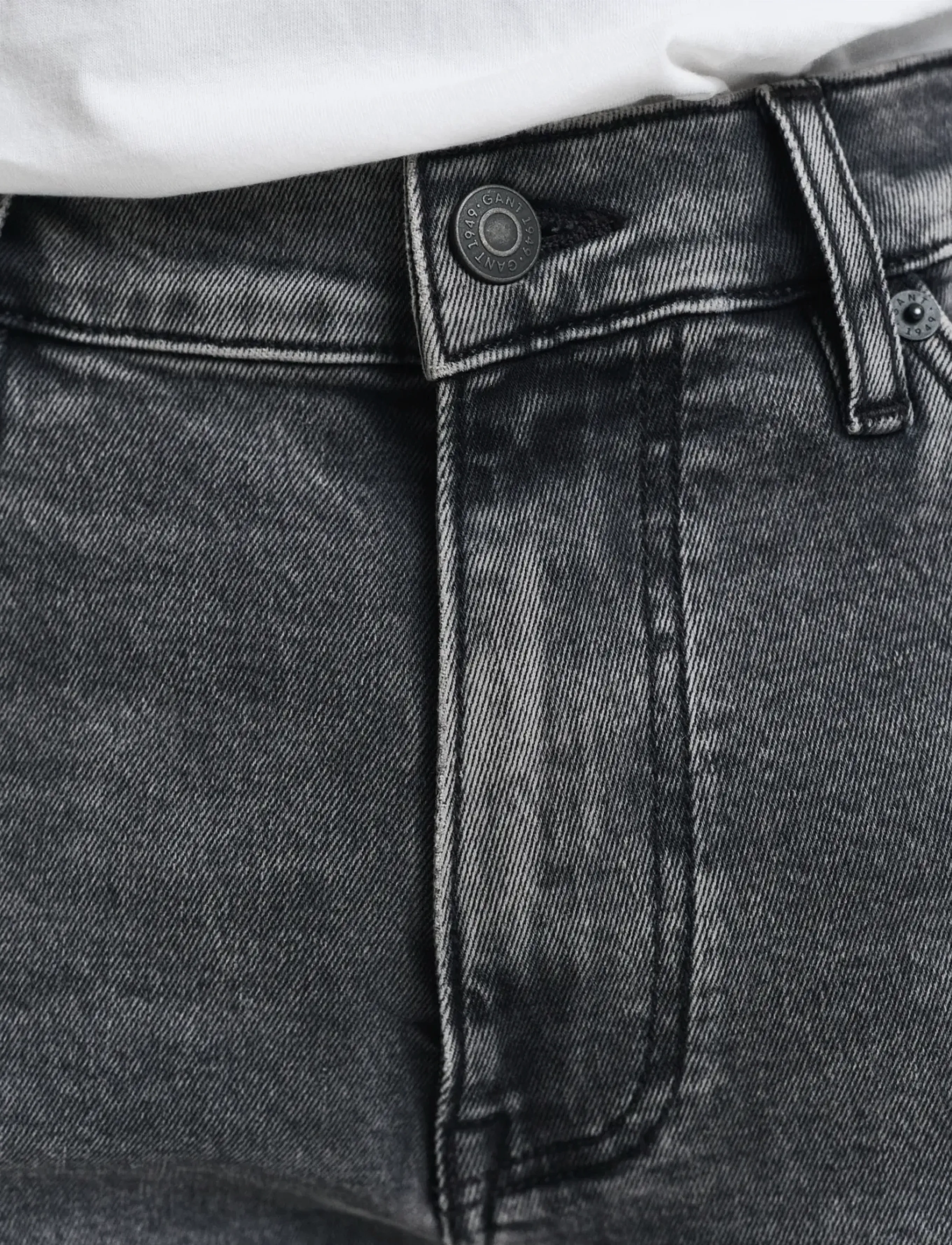 GANT - SLIM GANT BLACK WASH JEANS - black - 4