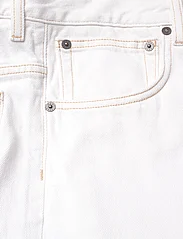 GANT - WHITE LOOSE FIT JEANS - loose jeans - eggshell - 2