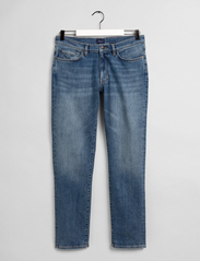 GANT - SLIM GANT JEANS - kitsad teksad - mid blue worn in - 5