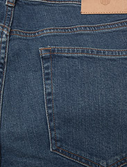 GANT - SLIM GANT JEANS - džinsa bikses ar tievām starām - mid blue worn in - 5
