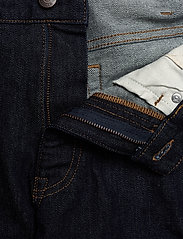 GANT - REGULAR GANT JEANS - regular jeans - dark blue - 3