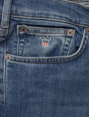 GANT - REGULAR GANT JEANS - regular jeans - mid blue worn in - 2
