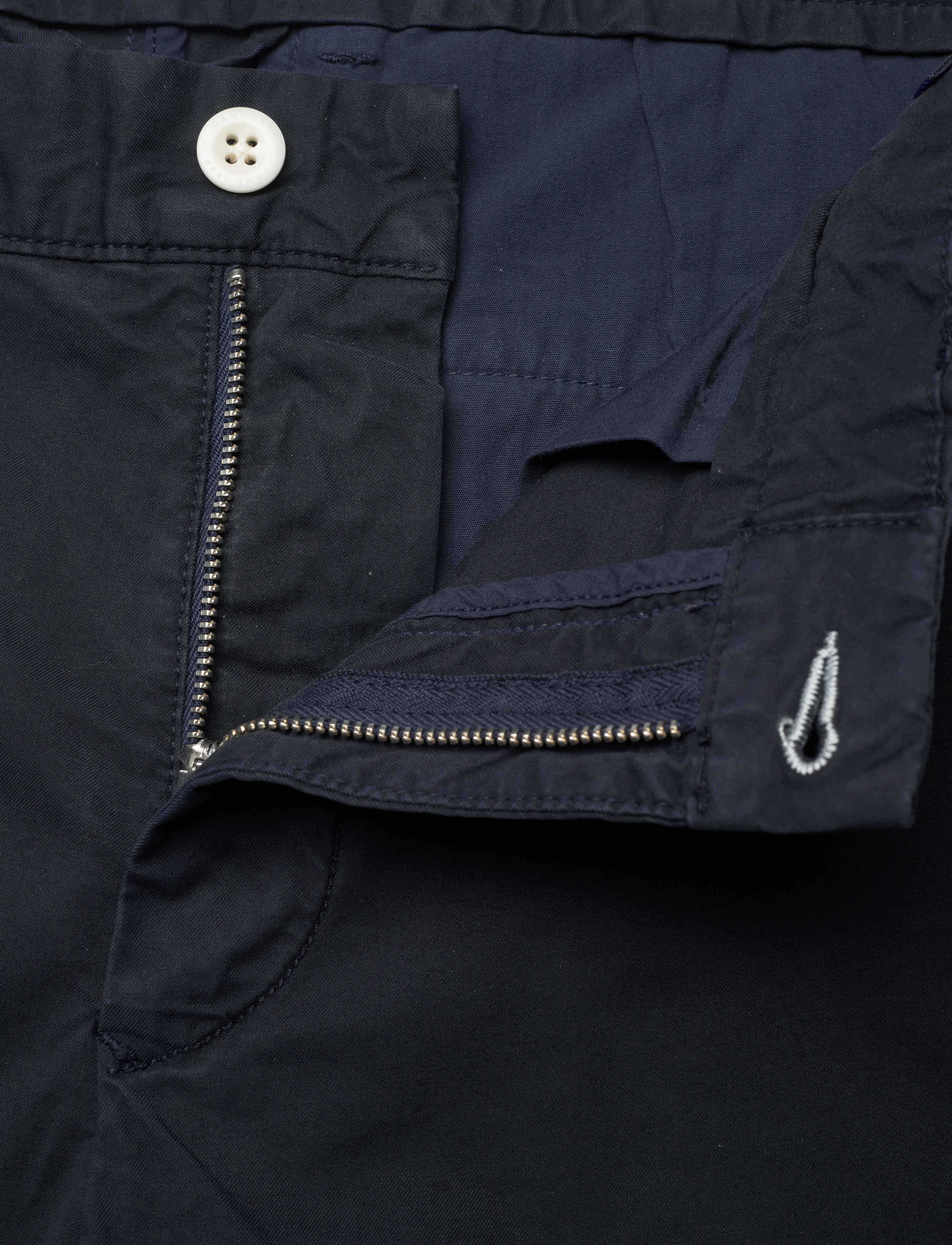GANT - HALLDEN SUNFADED CHINOS - marine - 3