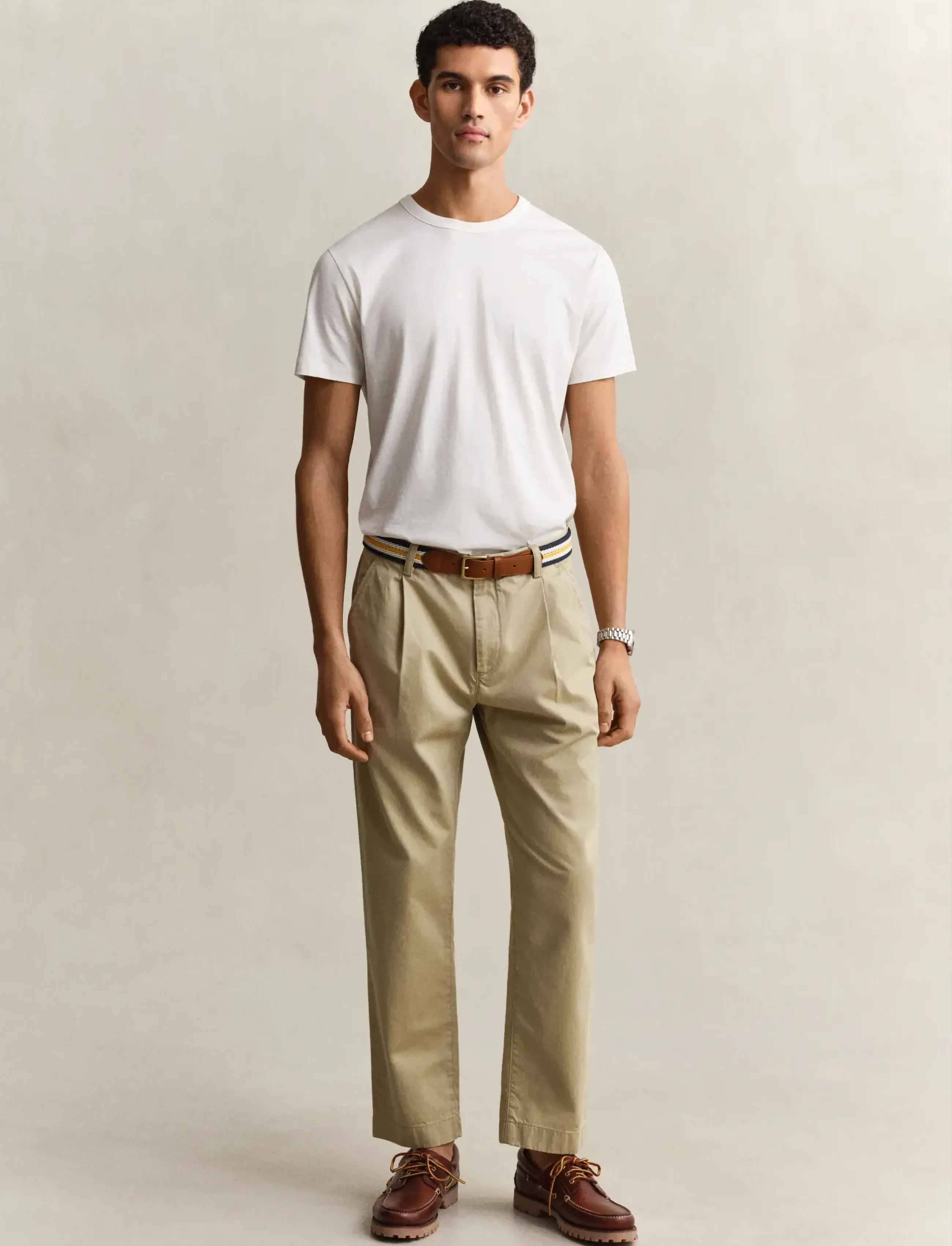 Gant REG PLEATED COTTON TWILL CHINOS - Hosen - WOODY BEIGE / beige