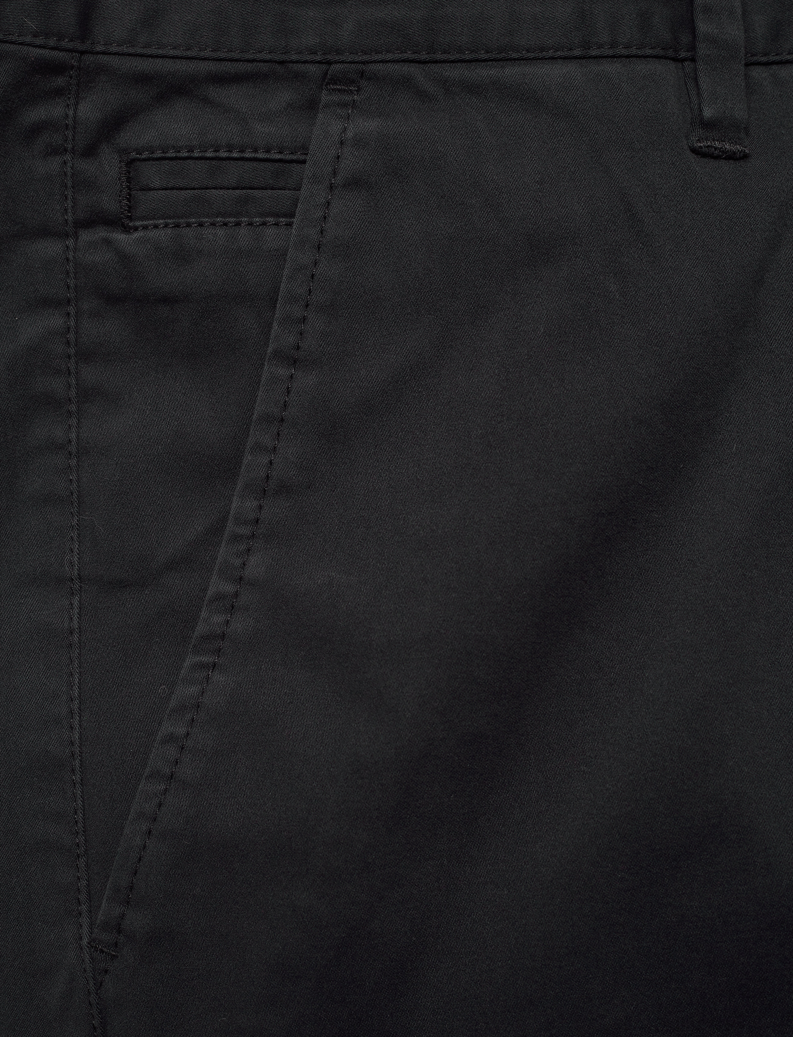 GANT - D1. BRUSHED EXTRA SLIM CHINO - black - 2