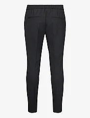 GANT - D1. HALLDEN TWILL JOGGER - casual trousers - black - 1