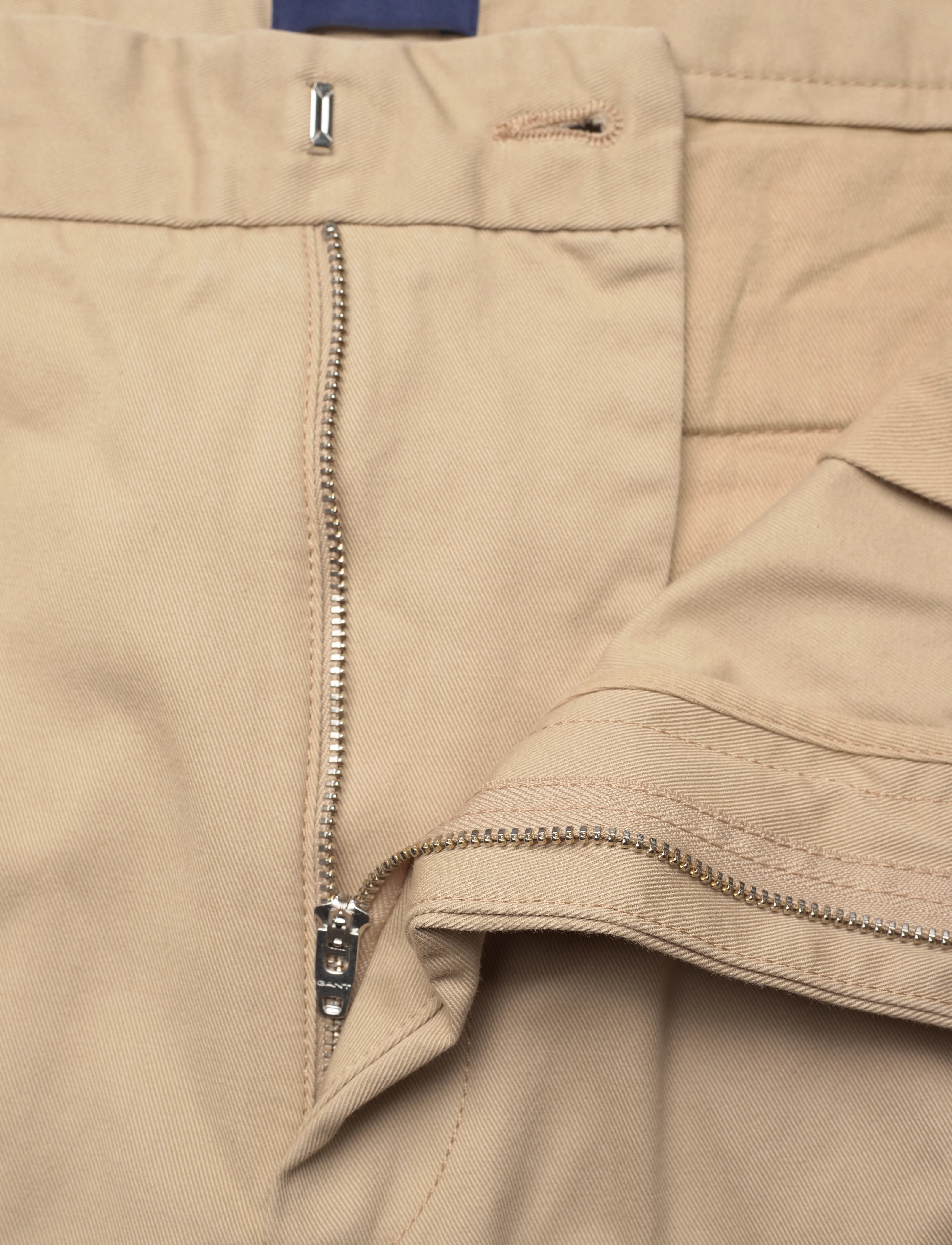 GANT - D2. WIDE STRAIGHT CHINOS - concrete beige - 3