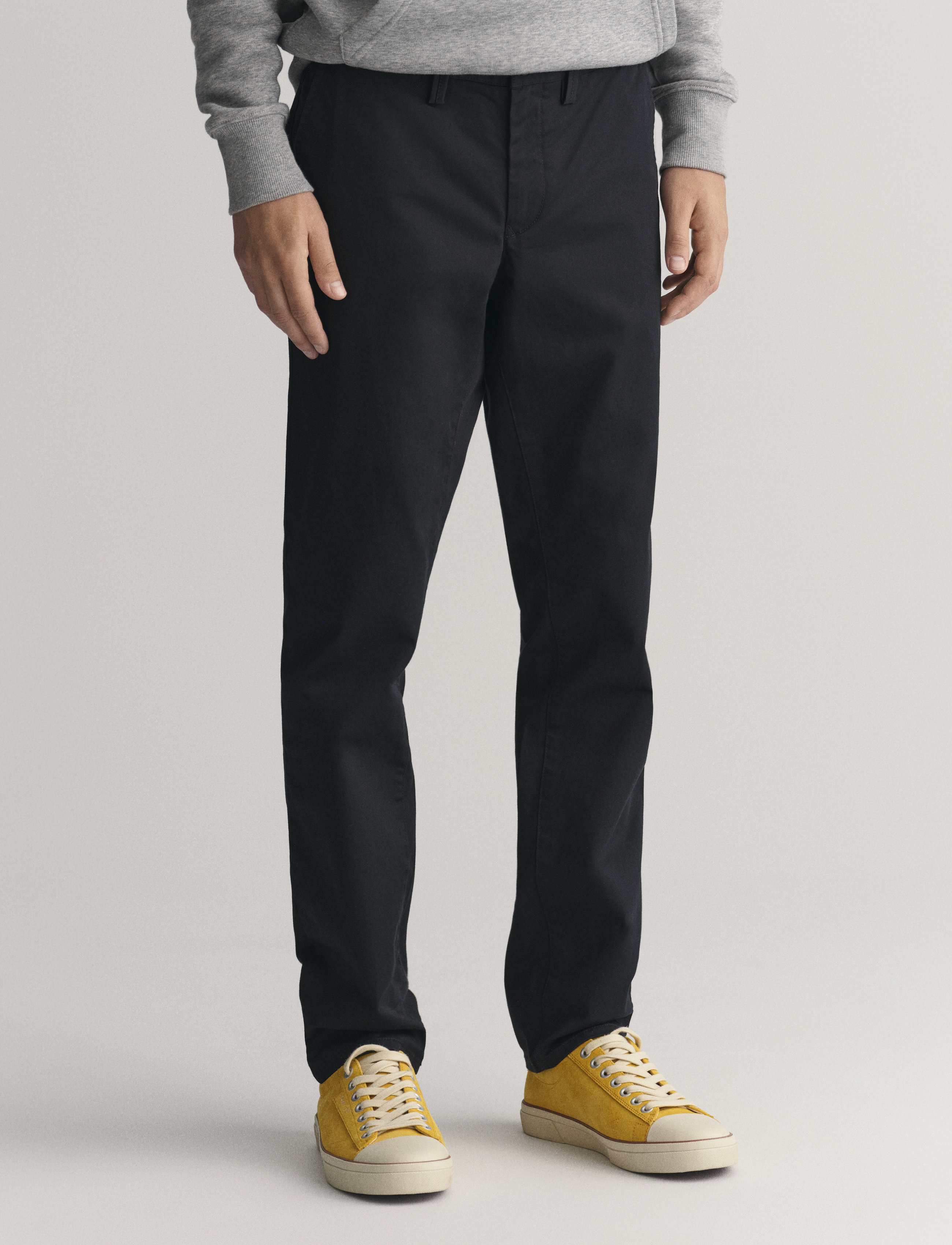 Gant Slim Twill Chinos, 32 x 32, Black, Bukser > Chinos, Herre