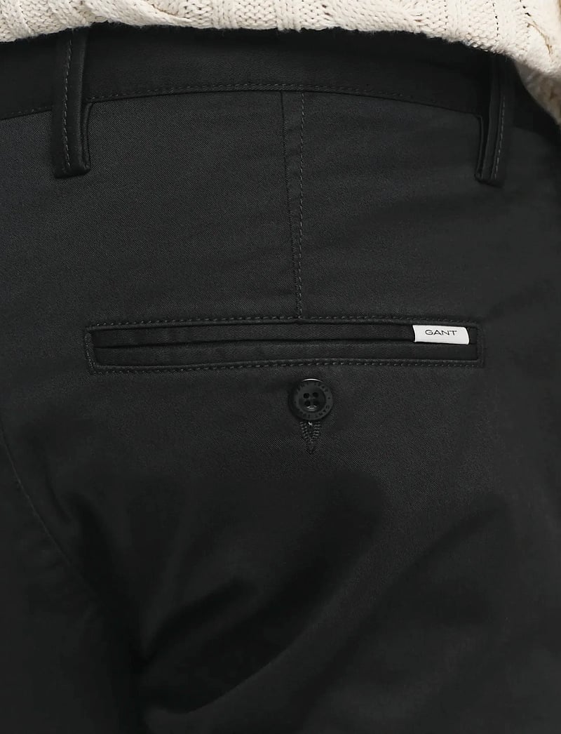 GANT - SLIM TWILL CHINOS - chino püksid - black - 5