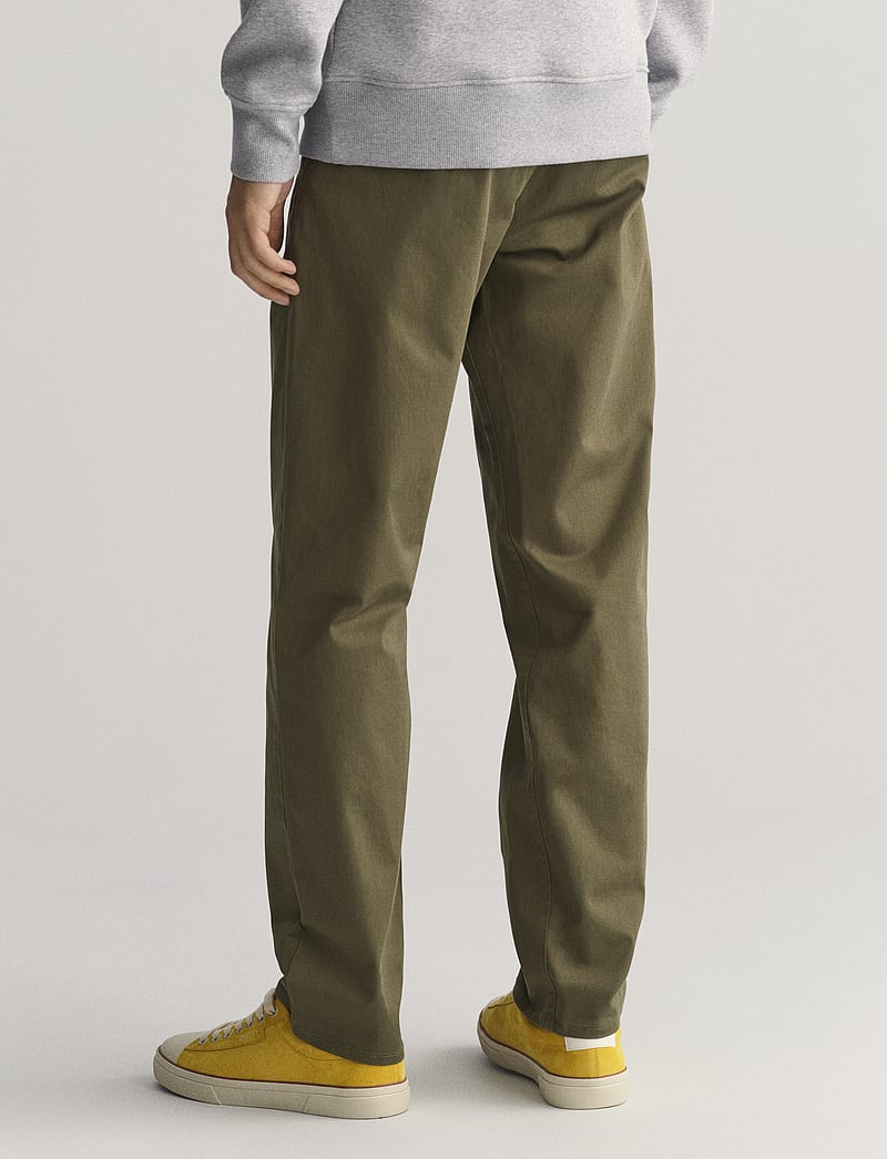 GANT - REGULAR TWILL CHINOS - chino püksid - juniper green - 3