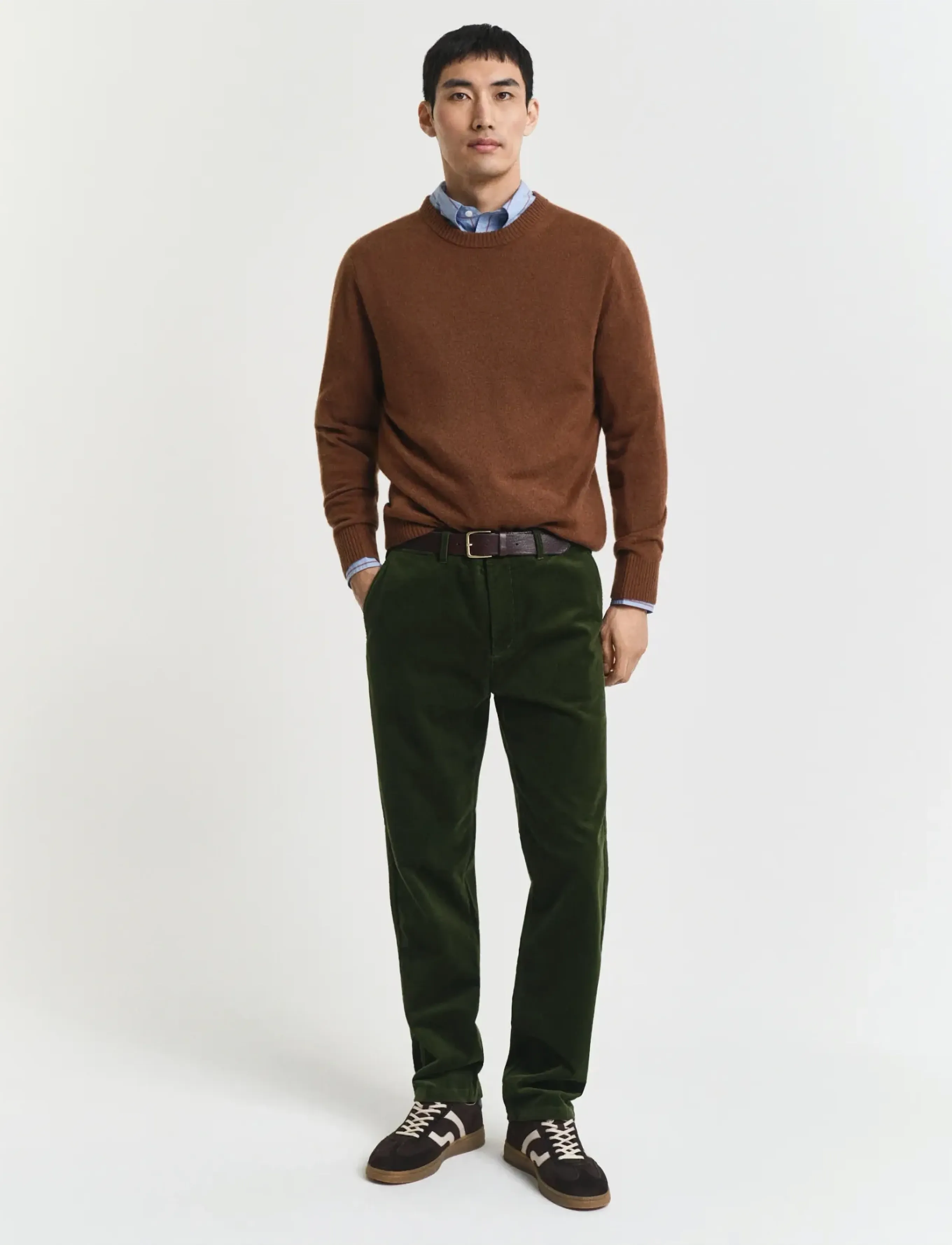 GANT REGULAR CORD CHINOS - Hosen - COUNTRY GREEN / green