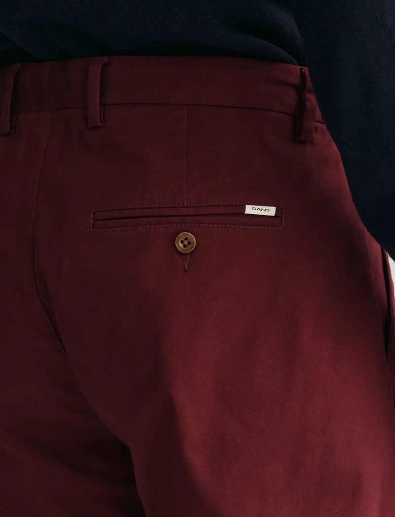 GANT - REGULAR CHINOS - chinot - red shadow - 4
