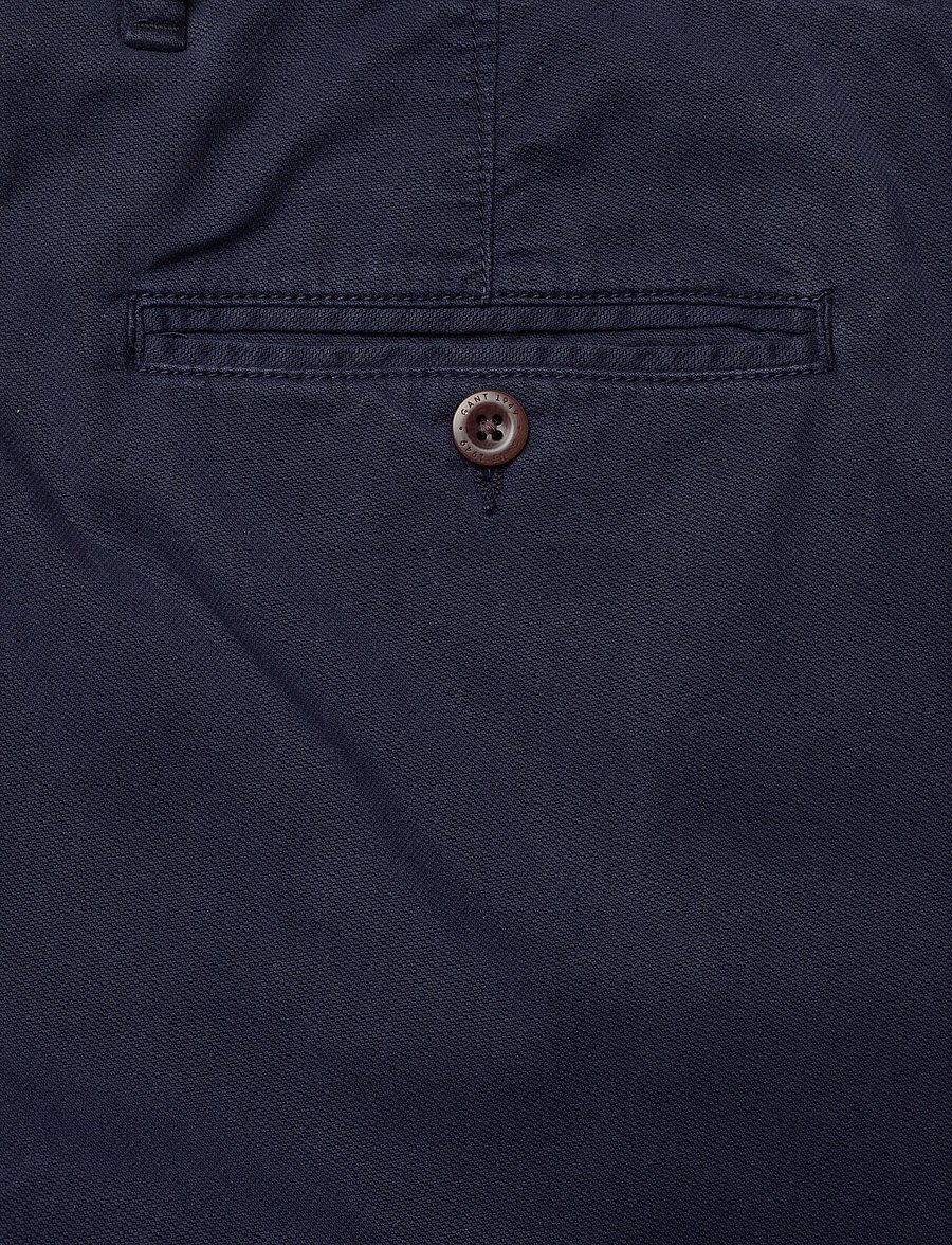 Gant - REG DOBBY STRUCTURE CHINOS - pantalons chino - evening blue - 4