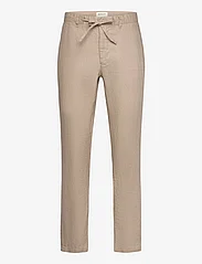 GANT - RELAXED LINEN DS PANTS - linen trousers - dry sand - 0