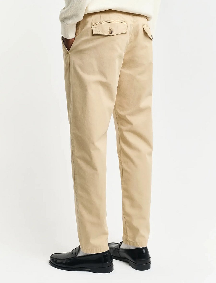 Gant - REG TAPERED CANVAS CHINOS - chino püksid - oak beige - 2