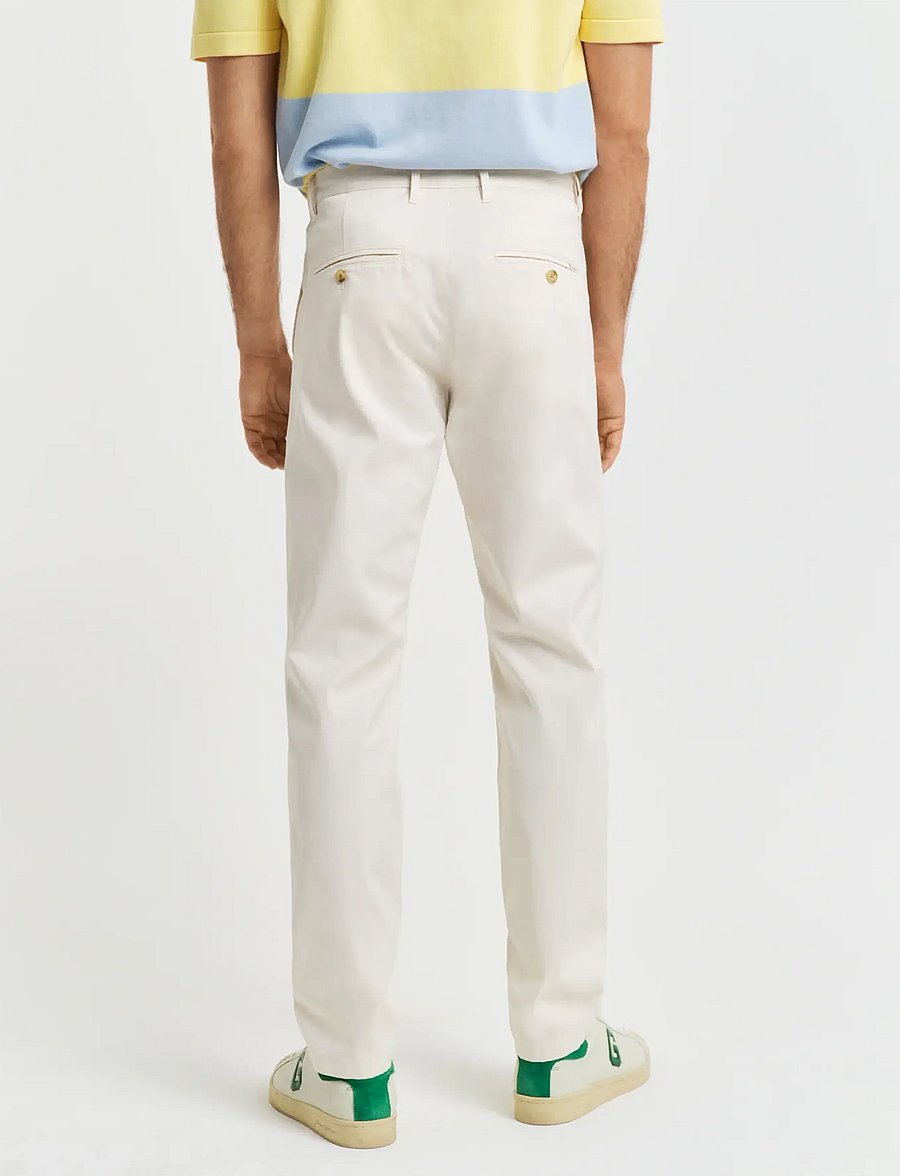 Gant - SLIM SUNFADED CHINOS - chinos - cream - 3