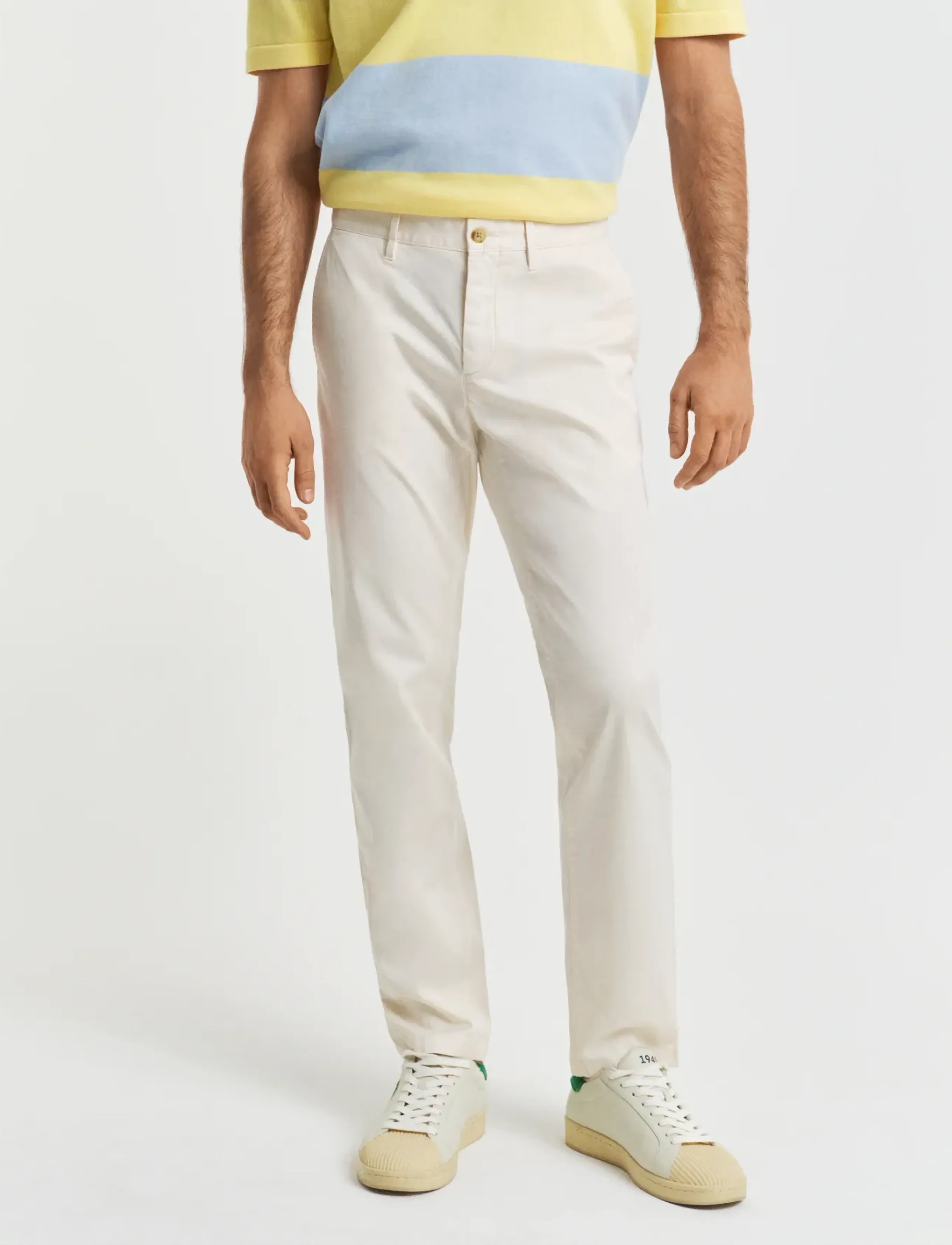 Gant - SLIM SUNFADED CHINOS - chinos - cream - 4