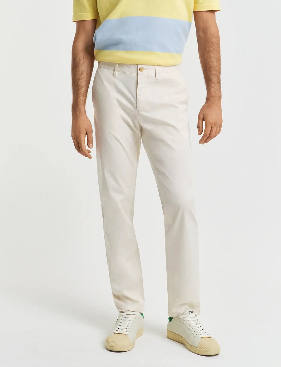 Gant - SLIM SUNFADED CHINOS - chinos - cream - 4
