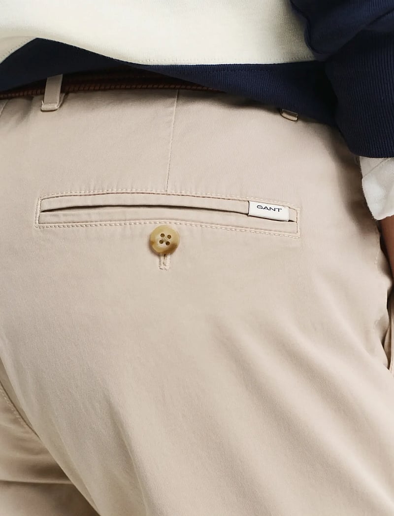 GANT - SLIM SUNFADED CHINOS - chinos - dry sand - 4