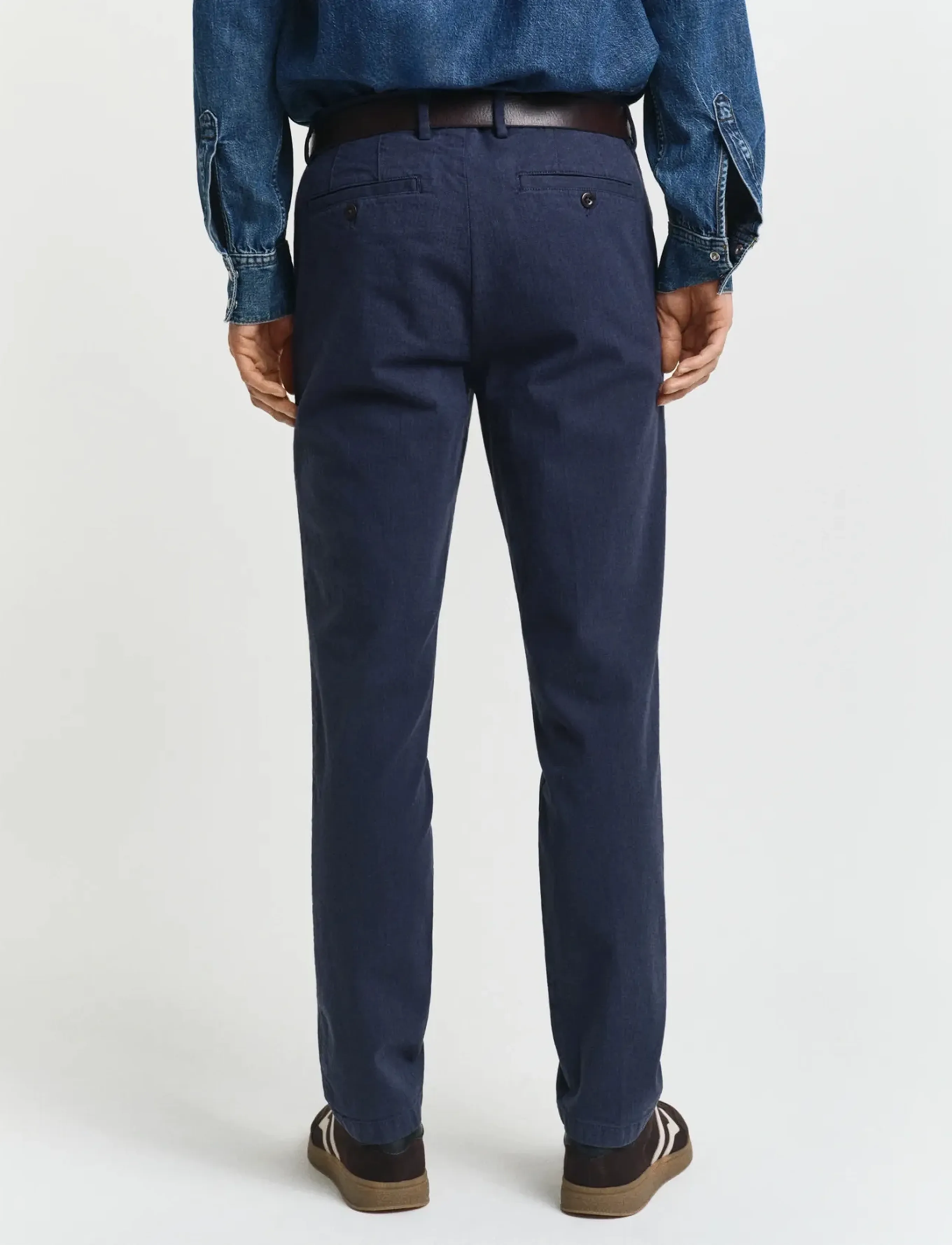 Gant - SLIM COTTON HERRINGBONE PANTS - casual broeken - evening blue - 2