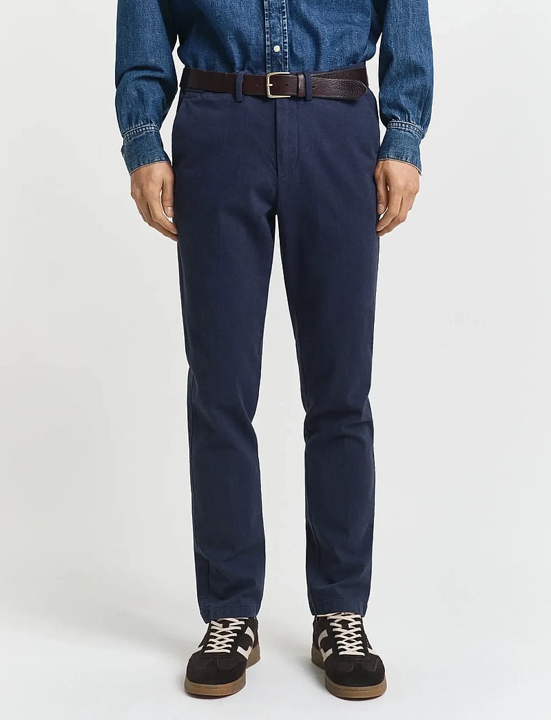 GANT - SLIM COTTON HERRINGBONE PANTS - casual - evening blue - 3