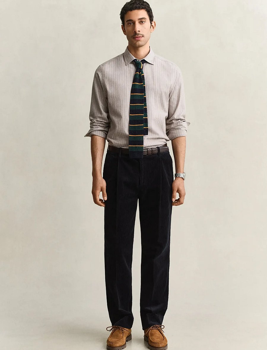 Gant - CORDUROY SUIT PANTS - vabaajapüksid - evening blue - 1