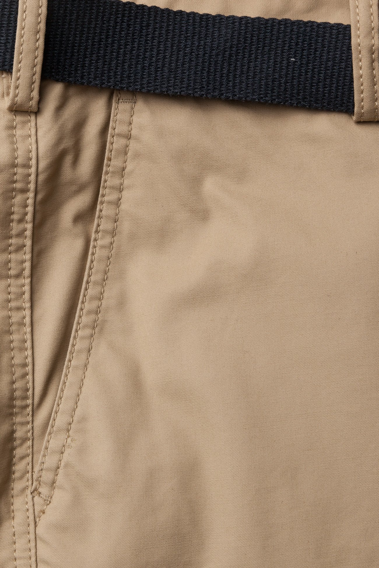 GANT - O2. TP RELAXED BELTED UTILITY SHORT - dark khaki - 2
