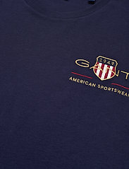 GANT - ARCHIVE SHIELD EMB SS T-SHIRT - short-sleeved t-shirts - evening blue - 2