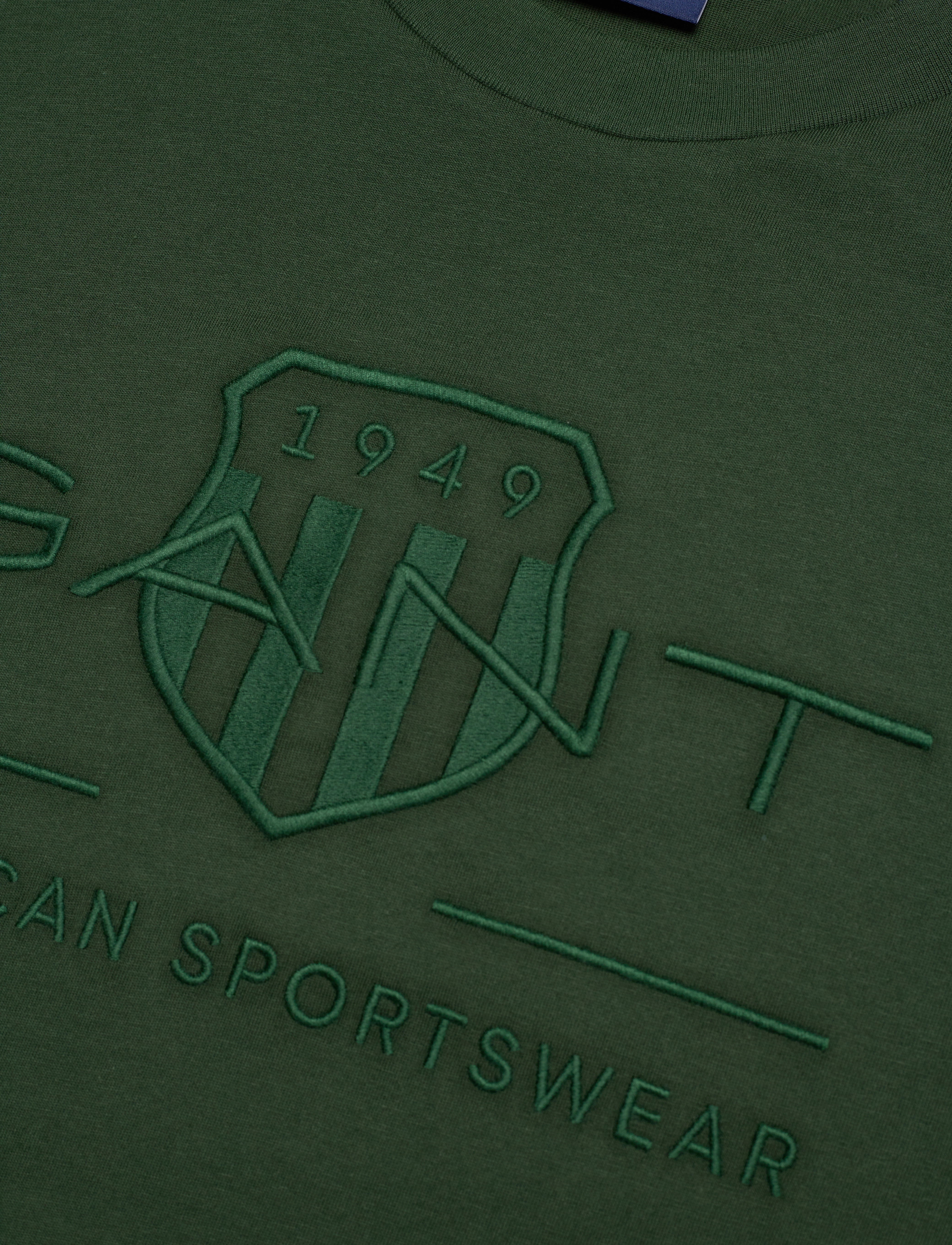 Gant - REG TONAL SHIELD SS T-SHIRT - kortärmade t-shirts - storm green - 3