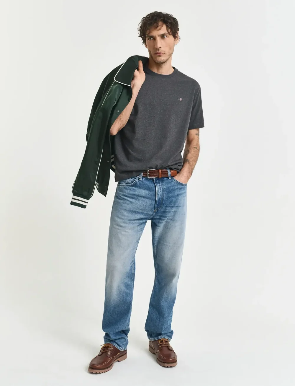 GANT - REG SHIELD SS T-SHIRT - kurzärmelig - antracit melange - 5