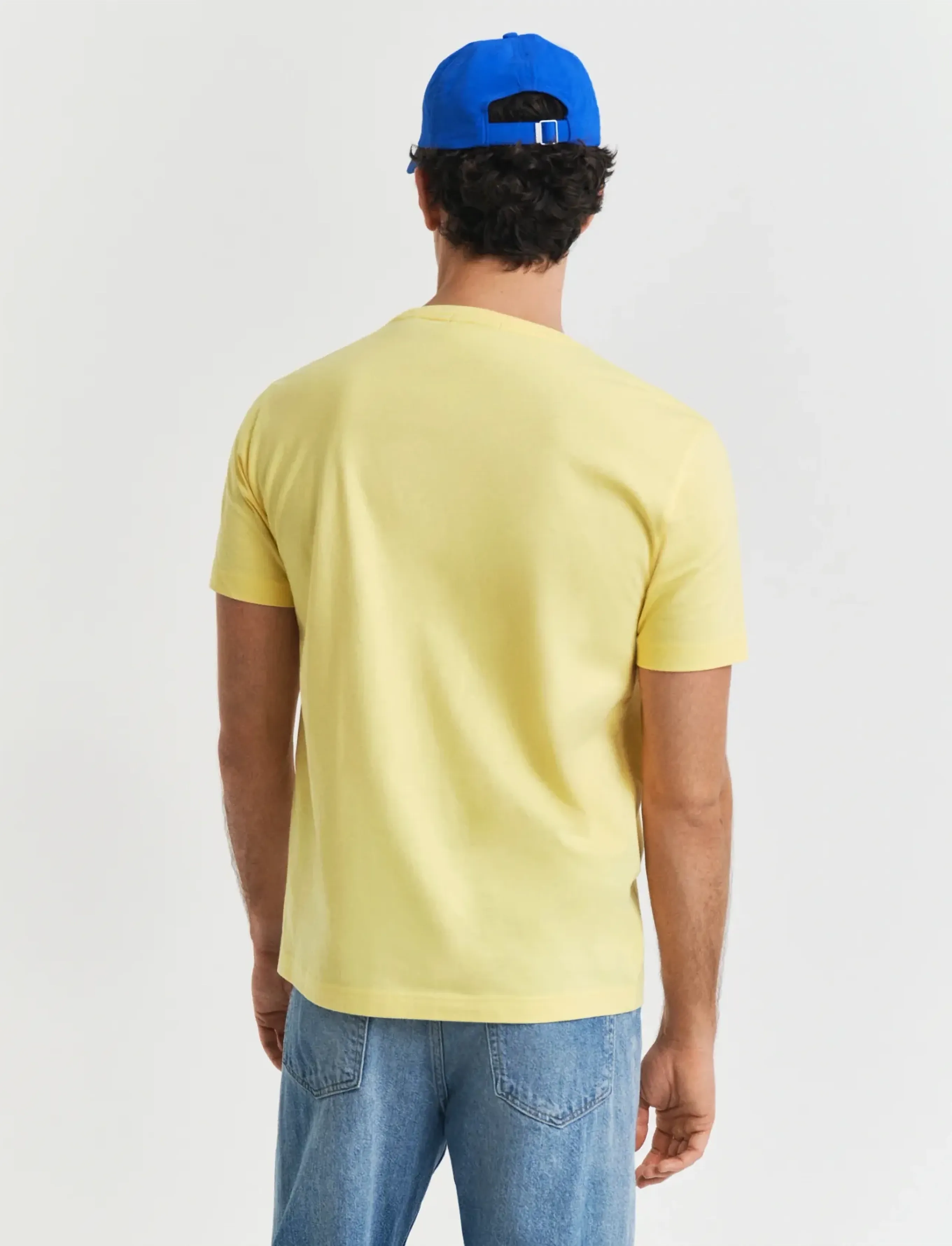Gant - Shield T-Shirt - short-sleeved t-shirts - banana yellow - 3