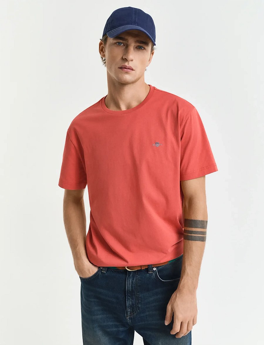 Gant - REG SHIELD SS T-SHIRT - kortærmede t-shirts - brick red - 0