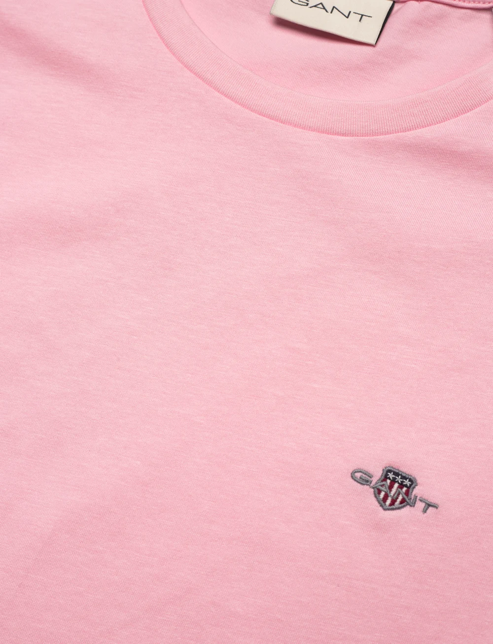 GANT - REG SHIELD SS T-SHIRT - short-sleeved t-shirts - california pink - 2