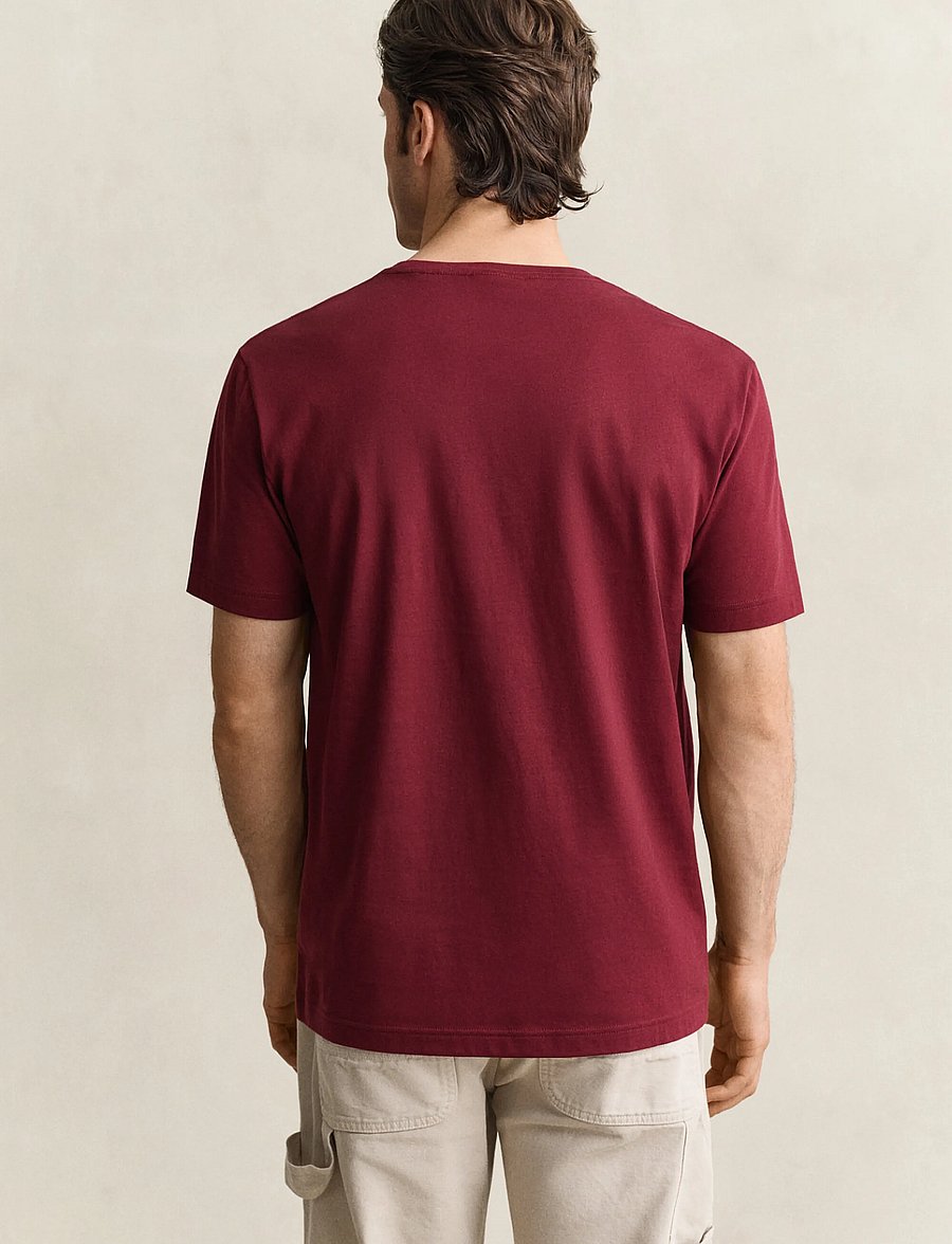 Gant - REG SHIELD SS T-SHIRT - kortærmede t-shirts - deep grape wine - 2