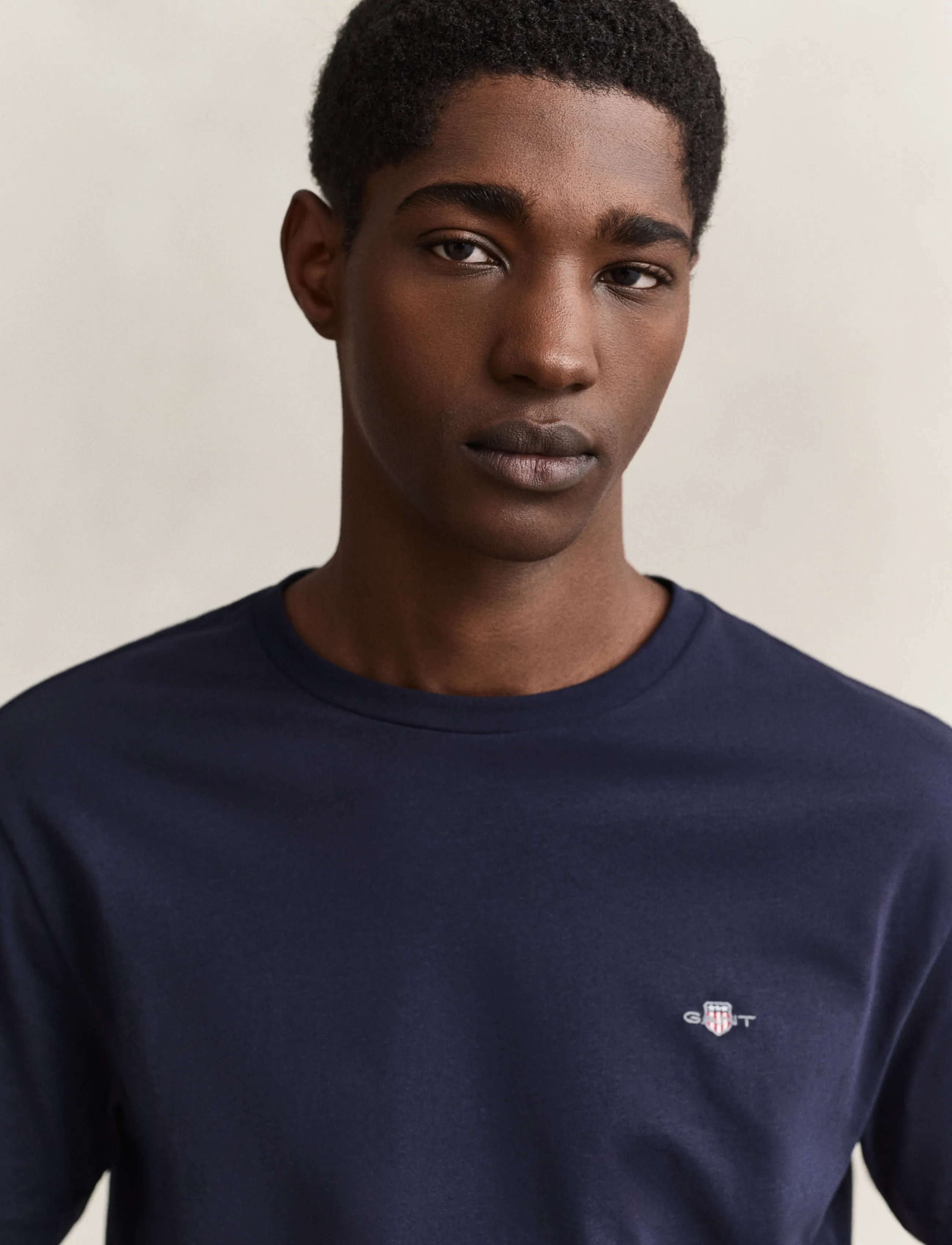 Gant - Shield T-Shirt - kurzärmelige t-shirts - evening blue - 4