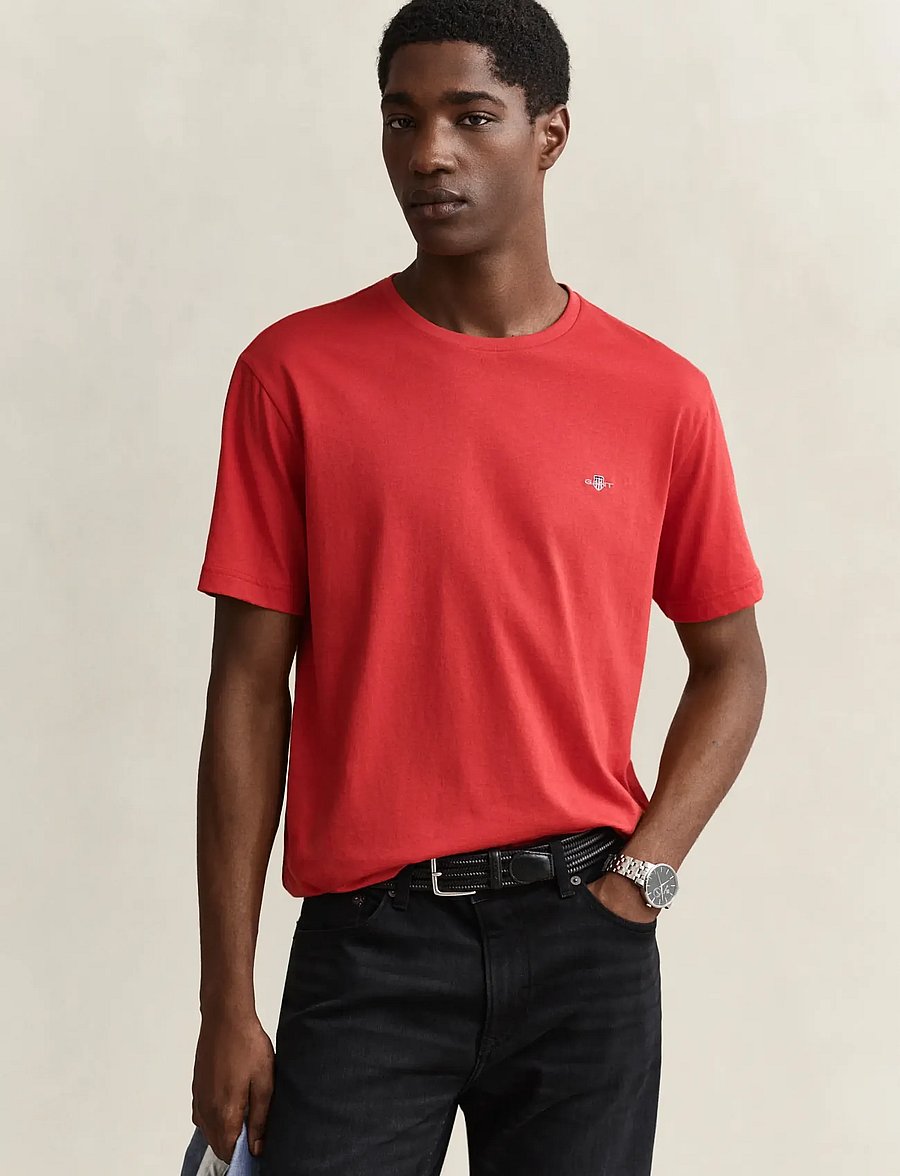 Gant - Shield T-Shirt - kurzärmelige t-shirts - maple fire - 0