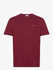 GANT - REG SHIELD SS T-SHIRT - basis-t-skjorter - plumped red - 0