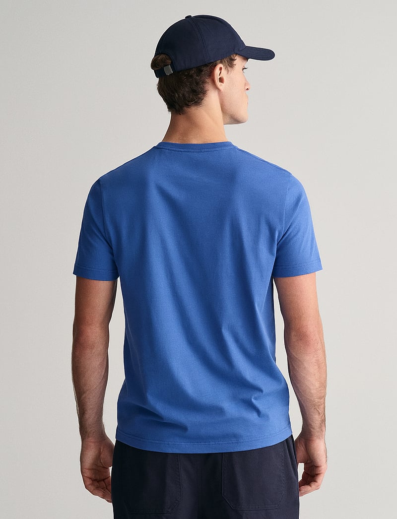 GANT - REG SHIELD SS T-SHIRT - t-shirts - rich blue - 3