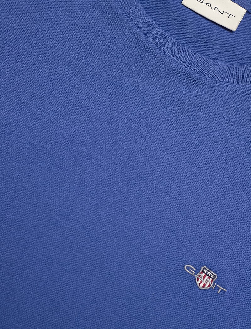 GANT - REG SHIELD SS T-SHIRT - t-shirts - rich blue - 5