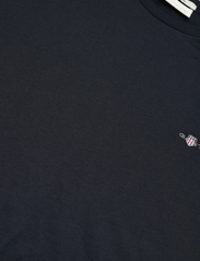 GANT - SLIM SHIELD SS T-SHIRT - kortærmede t-shirts - black - 2