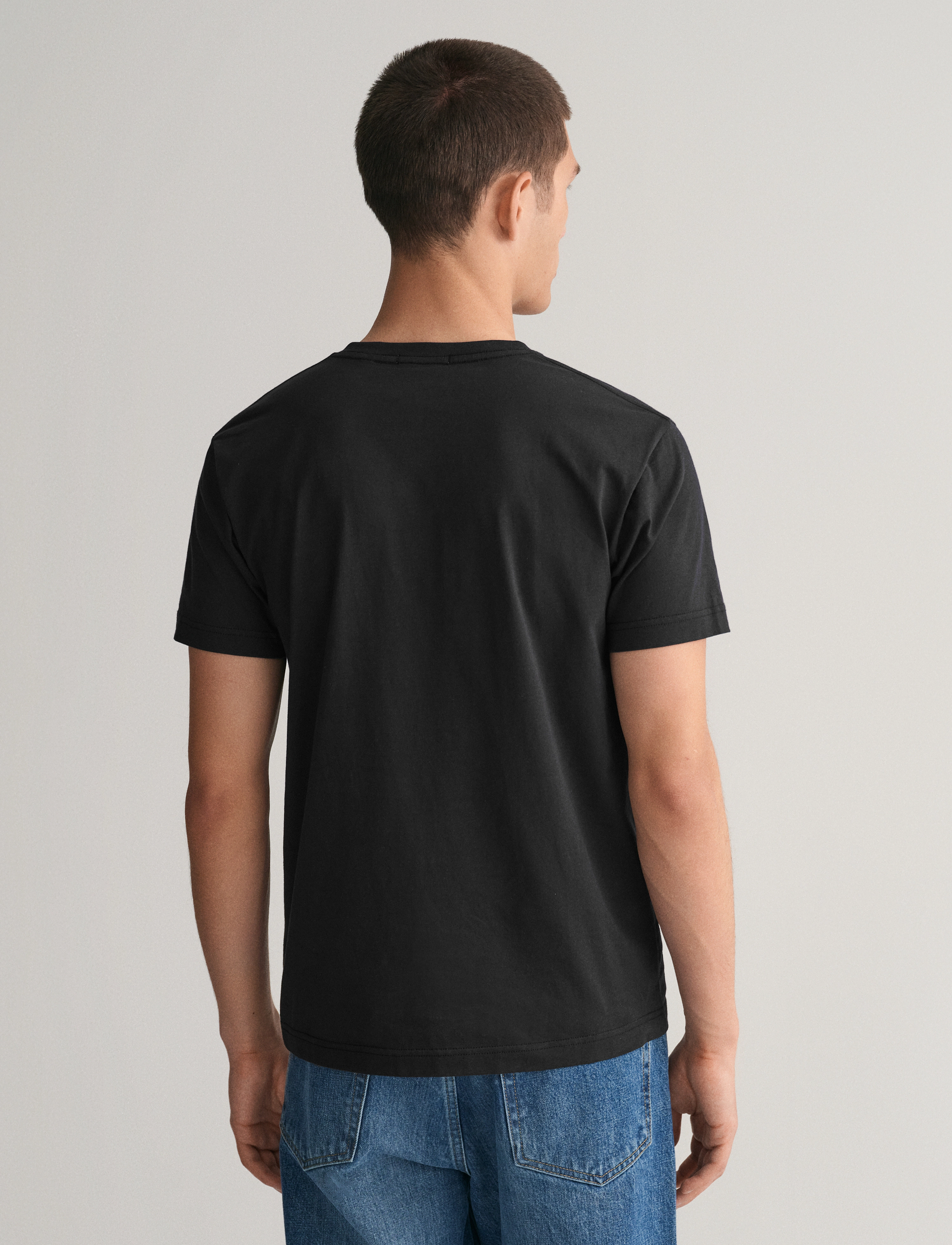 Gant - SLIM SHIELD V-NECK T-SHIRT - t-shirts med v-hals - black - 3
