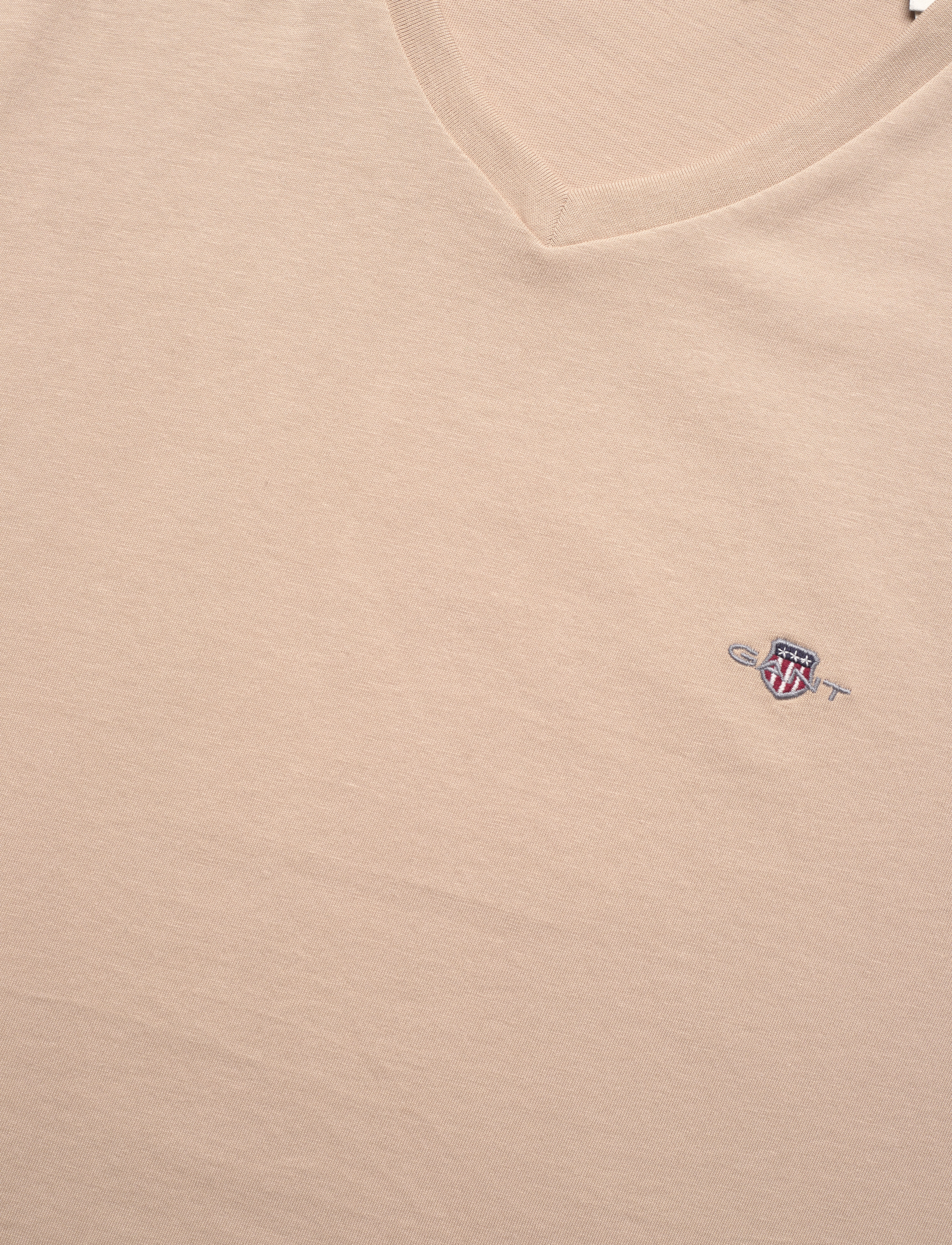 Gant - SLIM SHIELD V-NECK T-SHIRT - t-shirts med v-hals - dry sand - 2