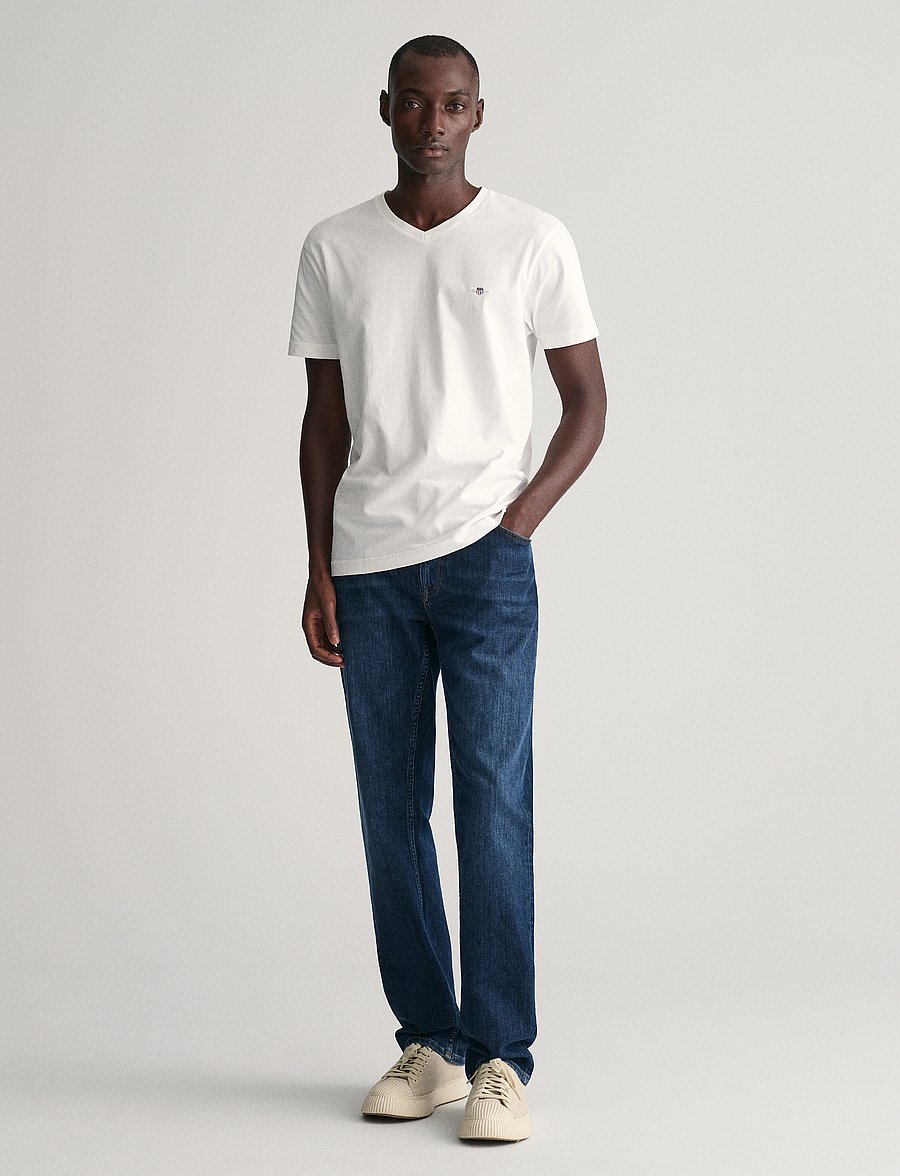 Gant - SLIM SHIELD V-NECK T-SHIRT - t-shirts med v-hals - white - 5