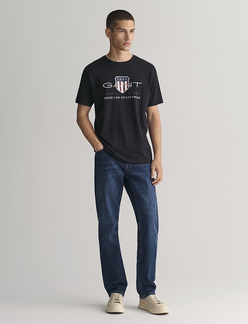 GANT - REG ARCHIVE SHIELD SS T-SHIRT - kortærmede t-shirts - black - 5