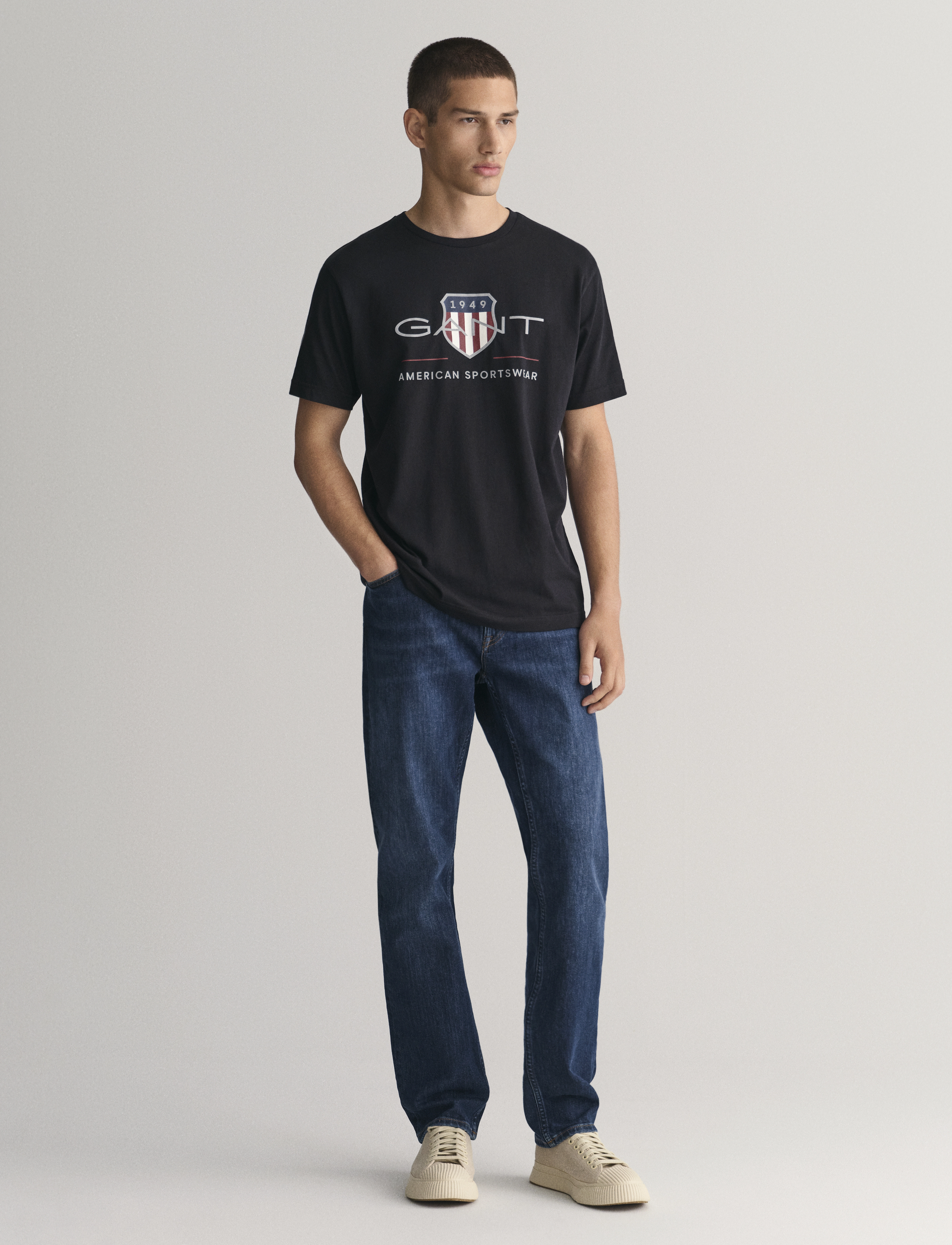 Gant - REG ARCHIVE SHIELD SS T-SHIRT - kurzärmelig - black - 5